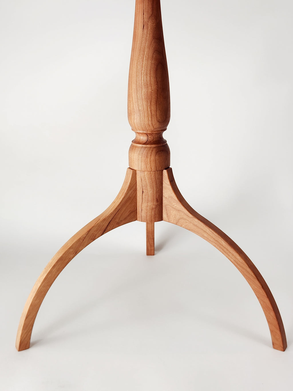 Shaker-style Sewing Stand / Game Table